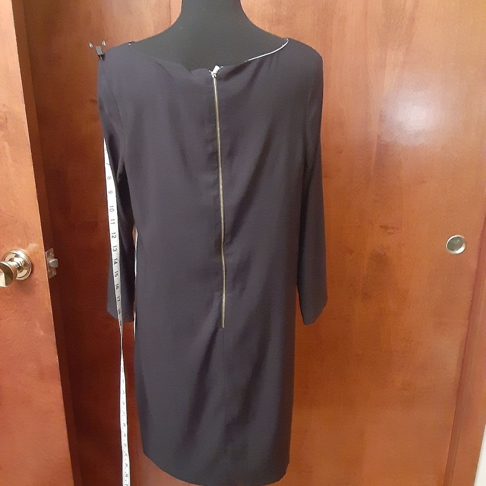 Black and White Dress - Picture 3 of 11